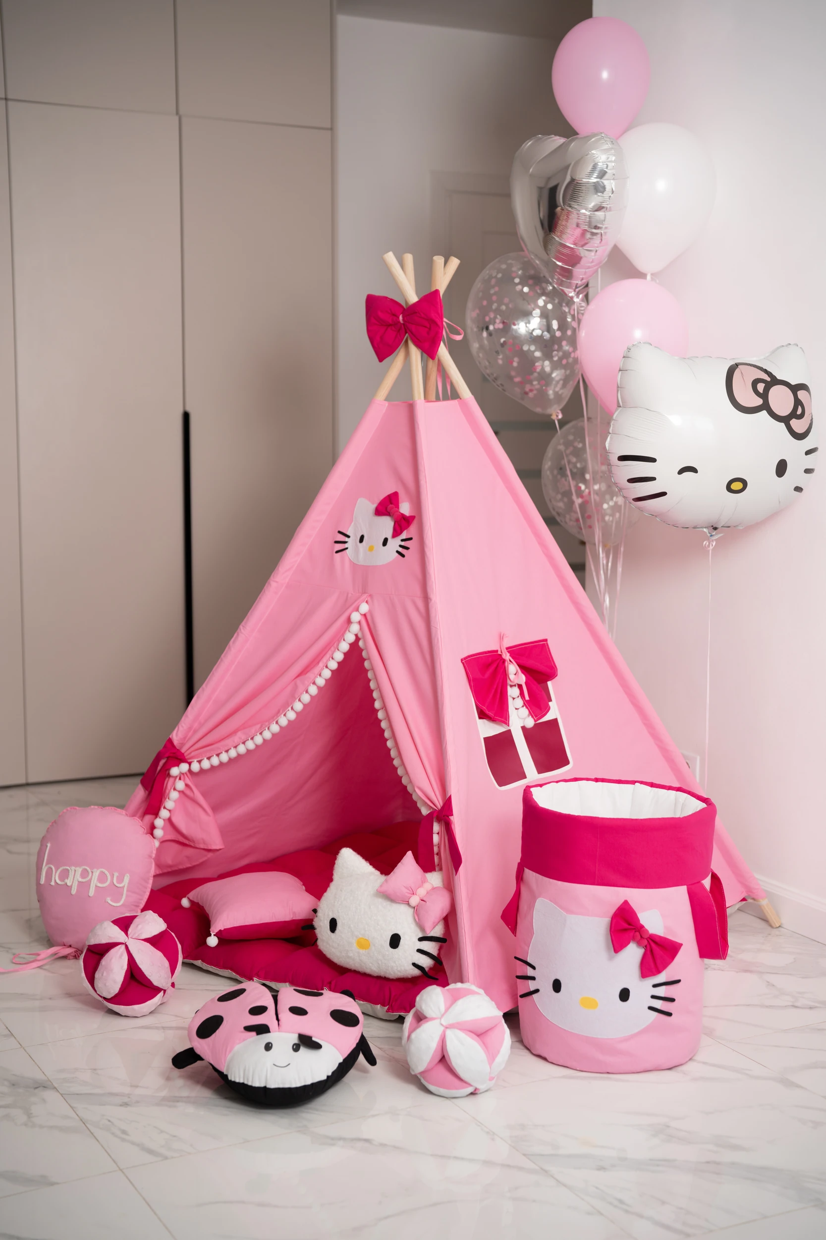Дитячий вігвам для дівчинки Hello Kitty - дитяча палатка для дівчинки хелло кітті